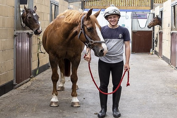 Inspirational training scheme is offering a chance to disadvantaged youngsters at HEROS charity Image Inspirational training scheme is offering a chance to disadvantaged youngsters at HEROS charity Image